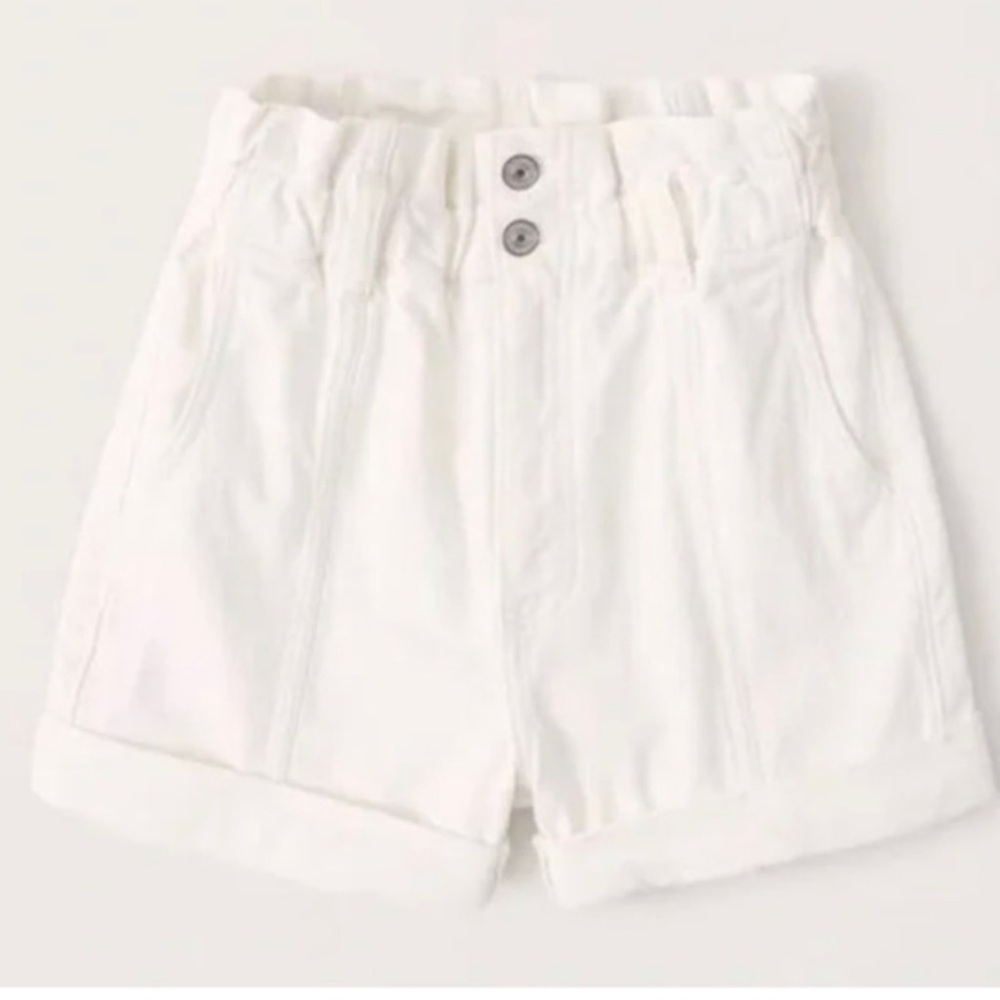 Abercrombie & Fitch Cream/white  Women's paper bag Shorts size 14